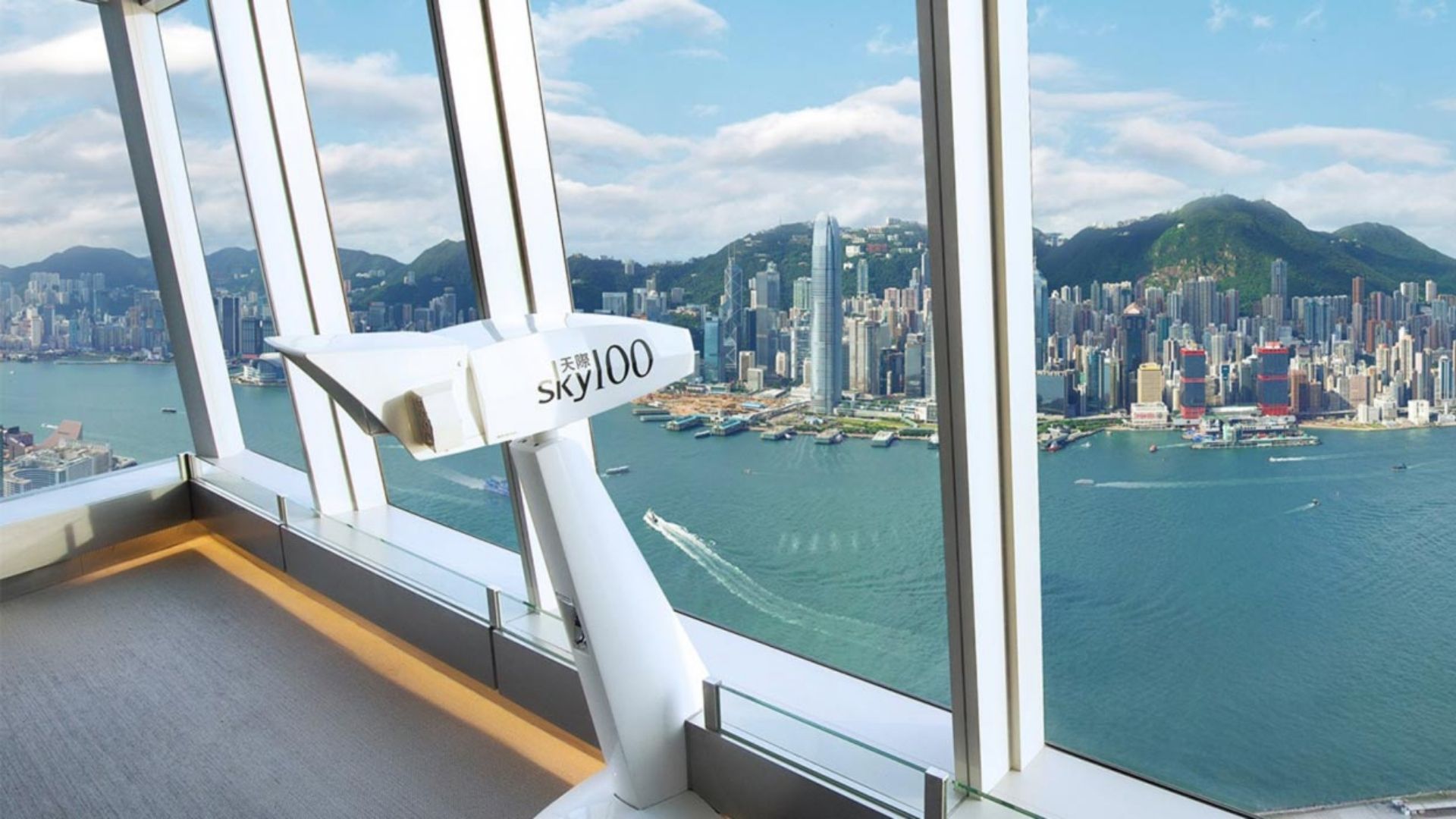 香港スポット:スカイ100（天際100）展望台